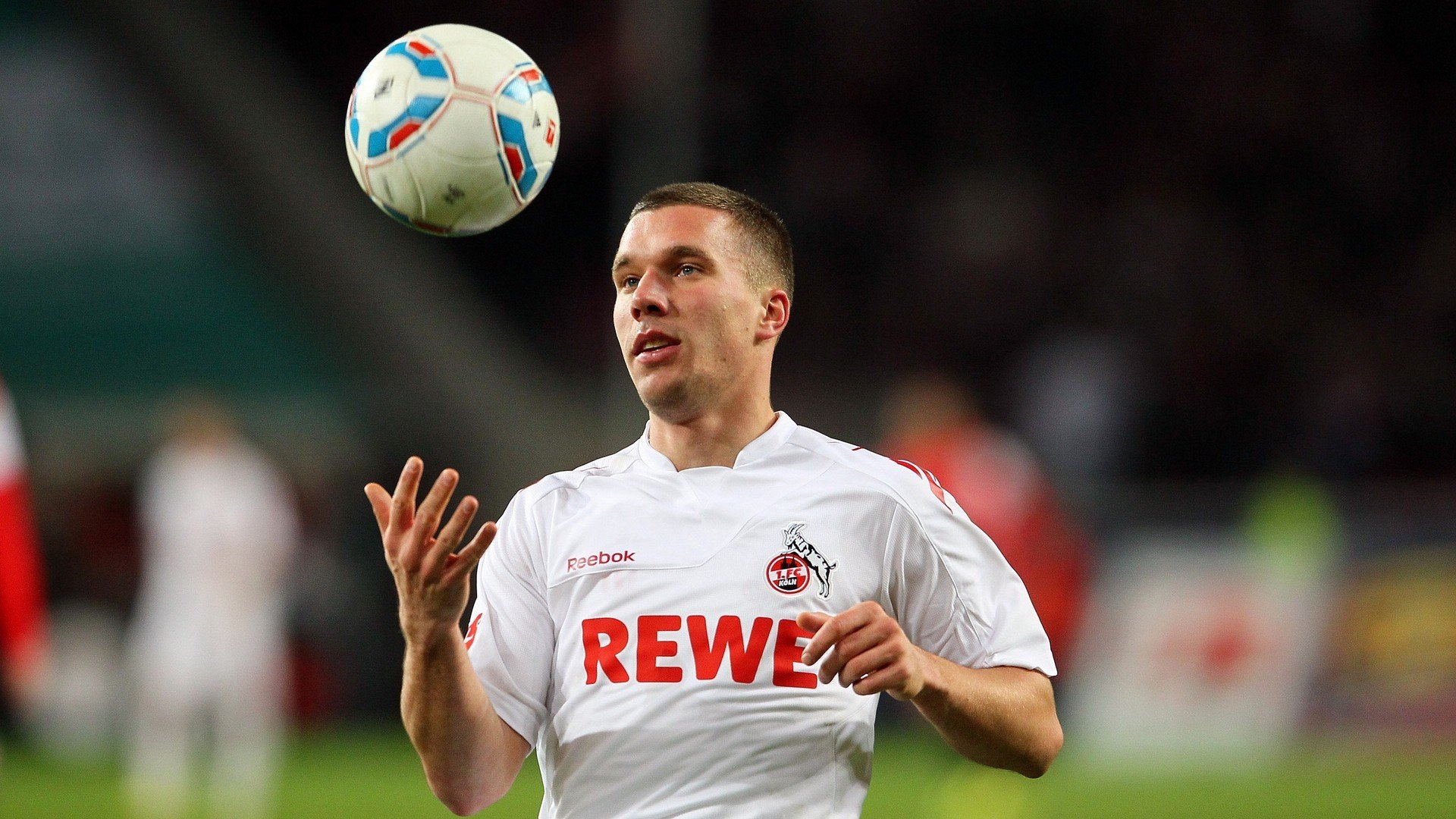 _魔术队伍默契满分,绝杀鹰巢_,魔术师绝杀